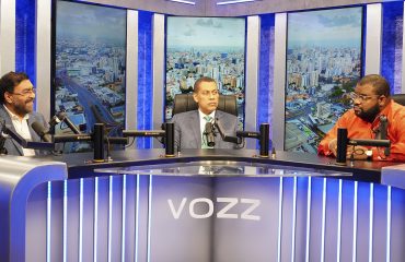 Foto 2. Tu Vozz ..